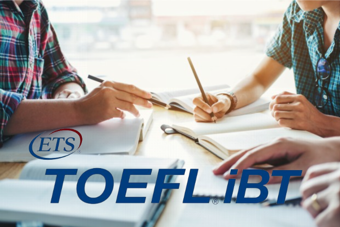 You are currently viewing Comment un test TOEFL® iBT est-il noté et comment ce score se compare-t-il aux autres tests d’anglais ?